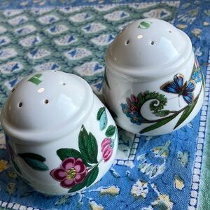 Portmeirion 🦋 Botanic Garden 🦚 Salt & Pepper 🌶️